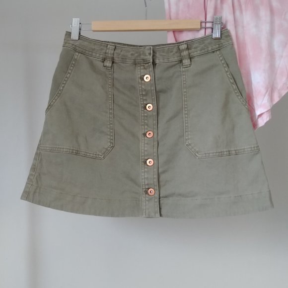Anthropologie Pilcro Button Cargo Skirt Olive Size 4 - Picture 3 of 6